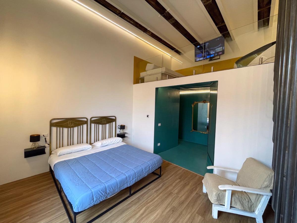 Tutt 'E Sant Luxury Rooms Napoli Dış mekan fotoğraf