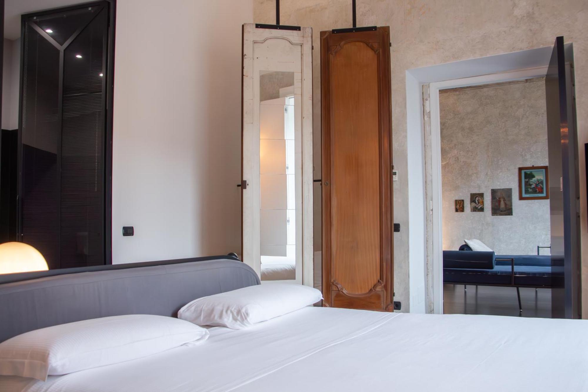 Tutt 'E Sant Luxury Rooms Napoli Dış mekan fotoğraf